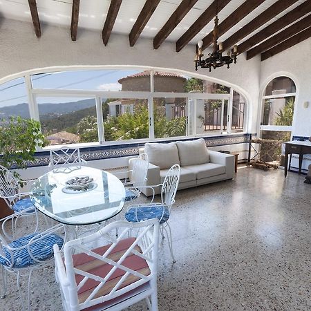 Llumicel Villa Ador Kültér fotó